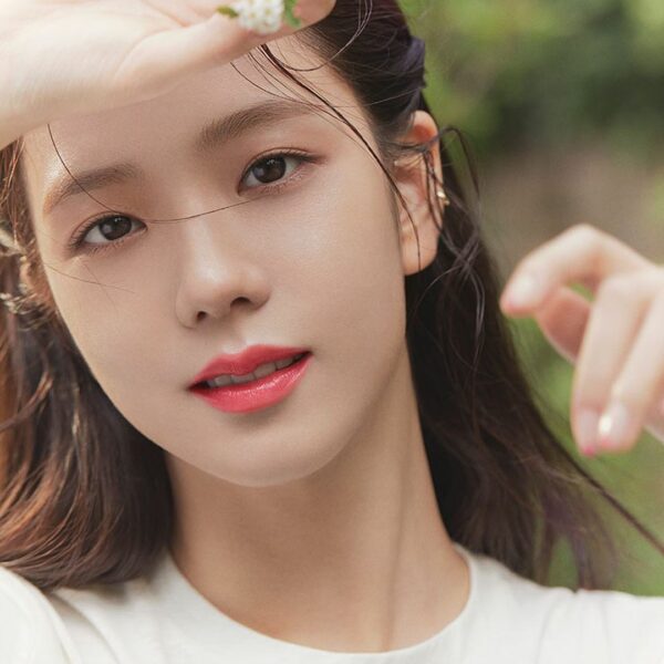 #광고 @diormakeup @ellekorea …