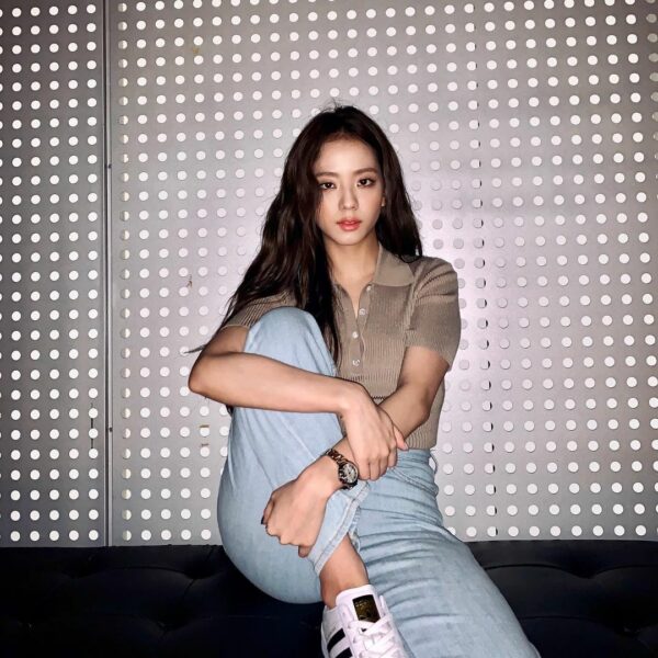 요즘 내 사진작가 @rhzzzzz_ …