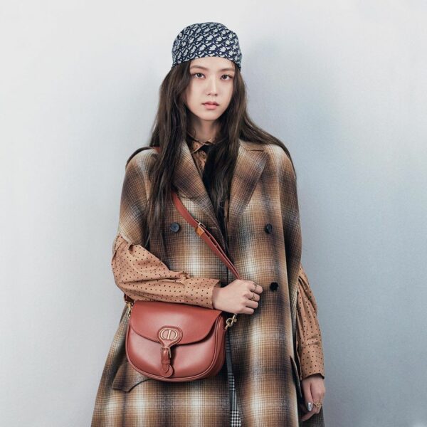 #ad @Dior
#DiorAW20 by @MariaGraziaChiuri
#DiorBobby …
