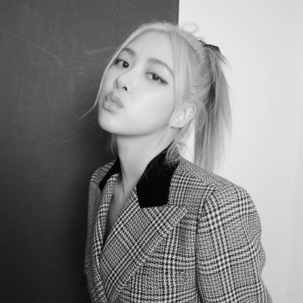 @elleusa behind pics  #ad…