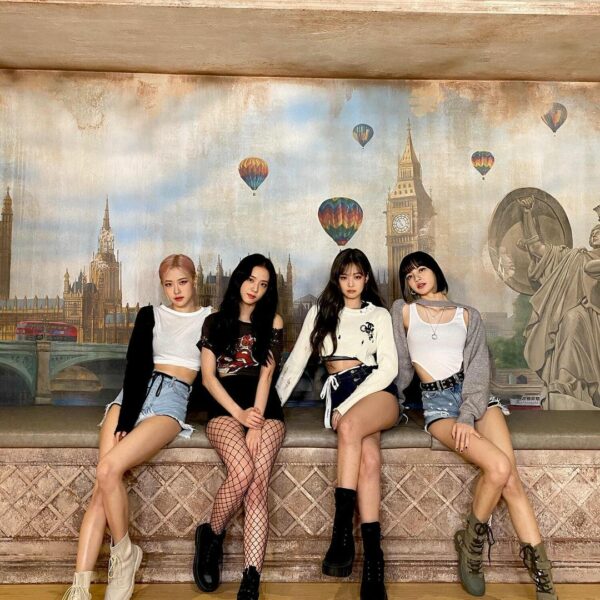 We are the lovesick girls…