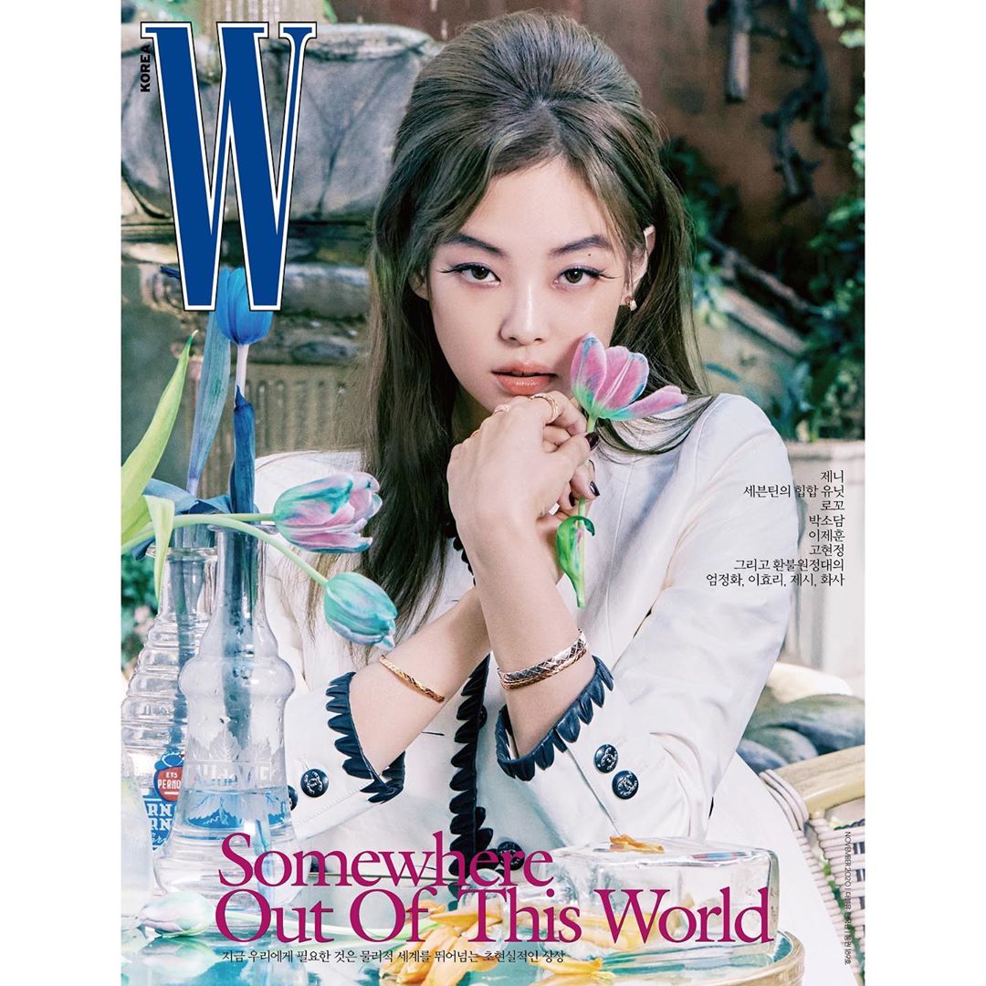 Little Paris moment in Seoul. 
@meenmeenmeen_ 
@joynara 
@halolee7 
@nail_uniste…