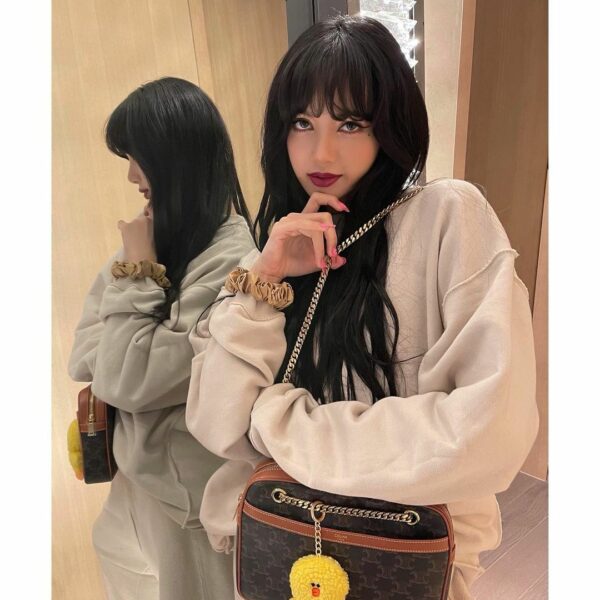 #ad  @sooyaaa__  슝이가 선물해준 노랑이 오리! 오리..사?…