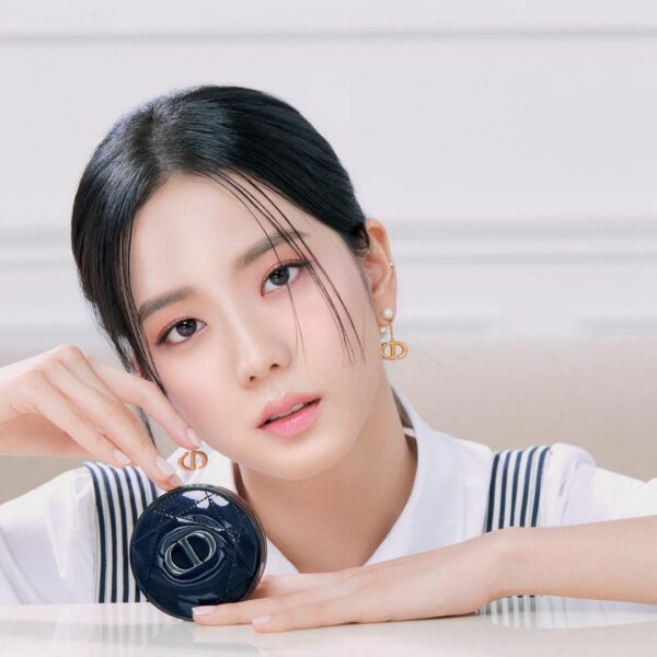 #디올글로우쿠션 
#DIORFOREVER  @DIORMAKEUP
#광고…