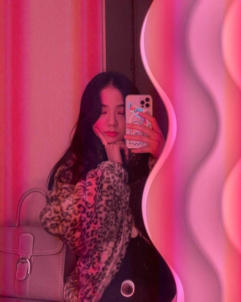 mirror+mirror+mirror…