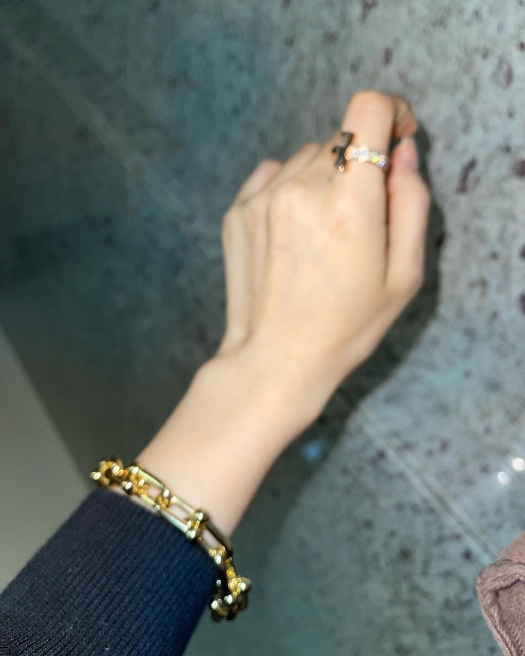 A girl’s best friend @tiffanyandco  #광고…