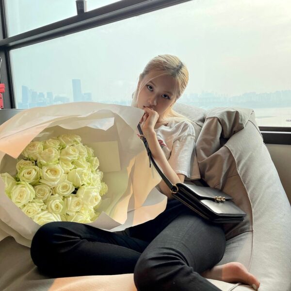 From the dearest @ysl family Much love. @anthonyvaccarello  #광고…