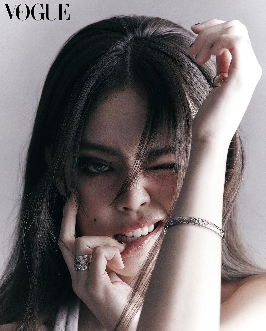 @voguekorea…