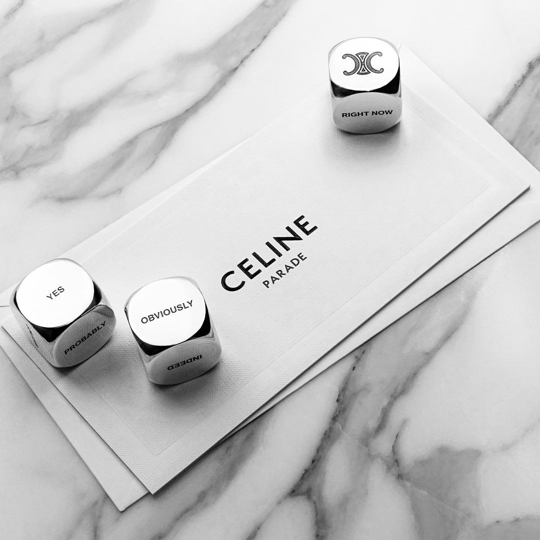 @celine “PARADE” Women Winter 21 show invitation. Thank you @hedislimane
Watch t…