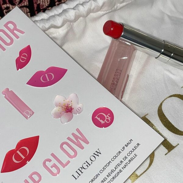 @diormakeup
#diorlipglow #025서울스칼렛 
#광고…