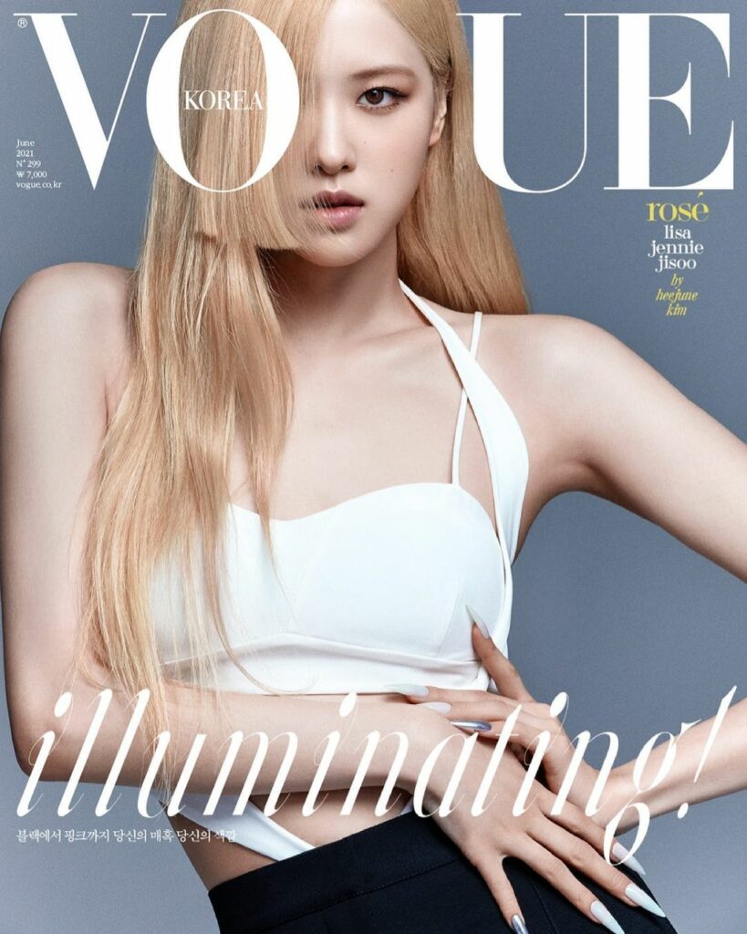 @voguekorea 

Photographed by @kimheejune 
Hair. @iseonyeong1118
Makeup. @iammae…