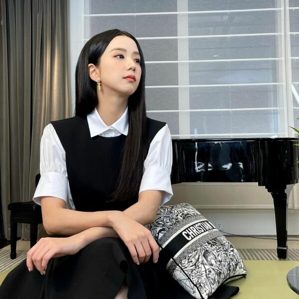 I’d have loved to be in Greece to watch the show but I will watch it live in Kor…