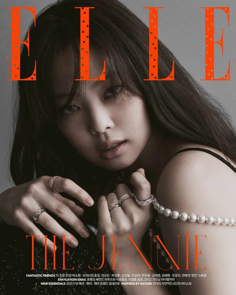 For @ellekorea with @chanelofficial…