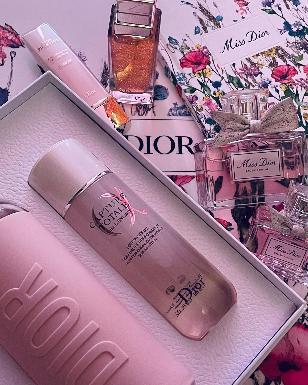 @DIORBEAUTY 
#MISSDIOR #MISSDIOREAUDEPARFUM
#ROUGEDIOR
내 입술은 #219 
#광고…