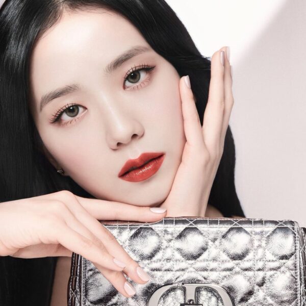 @DIORBEAUTY 
#DIORADDICT #SHINEATTITUDE…