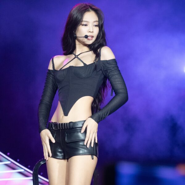 230826 - Jennie