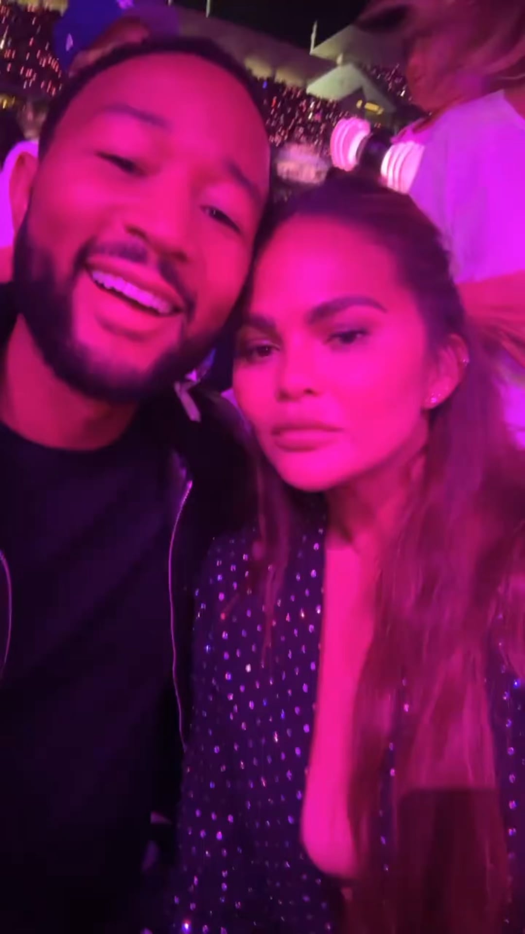 230827 chrissyteigen IG Story Update w/ BLACKPINK