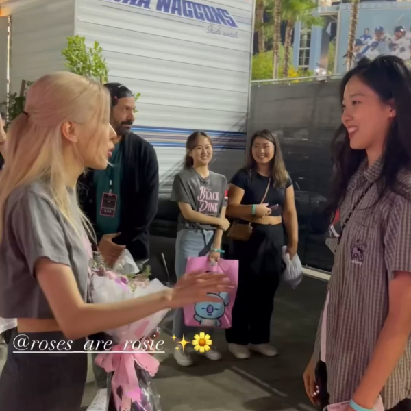 230827 kimdaseulzzzz IG Story Update w/ Rosé & Lisa