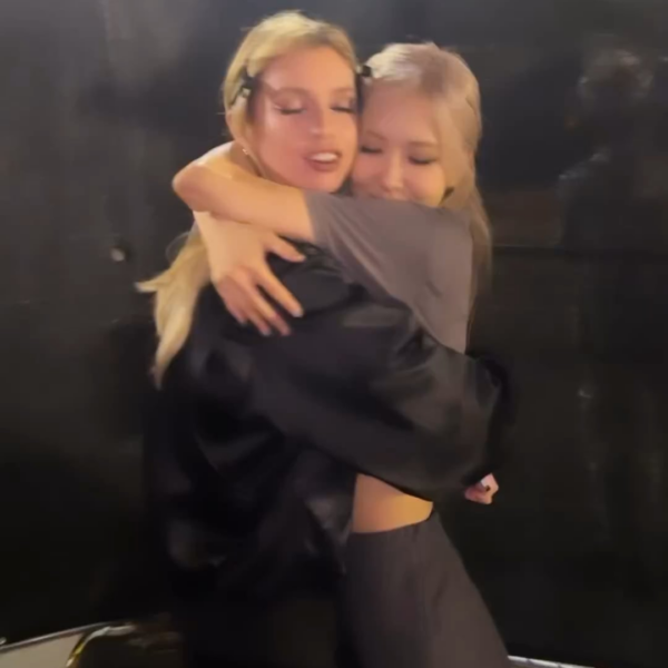 230827 stellamaxwell IG Story Update w/ Rosé