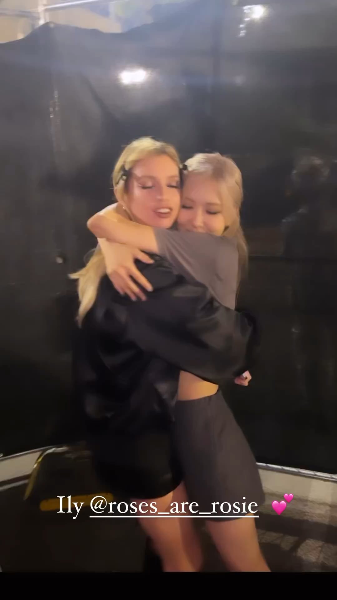 230827 stellamaxwell IG Story Update w/ Rosé