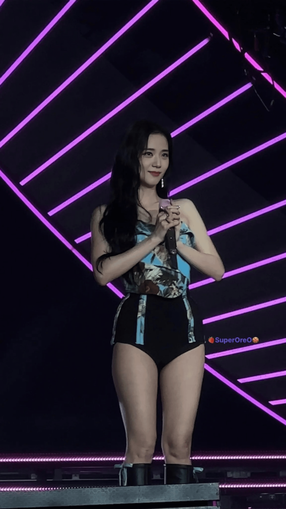 230818 - Jisoo