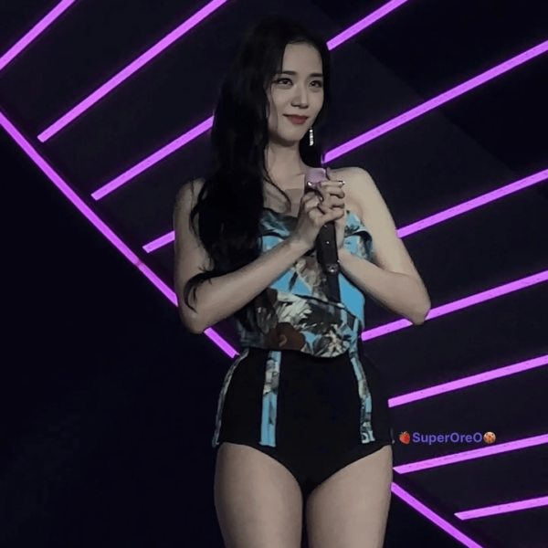230818 - Jisoo