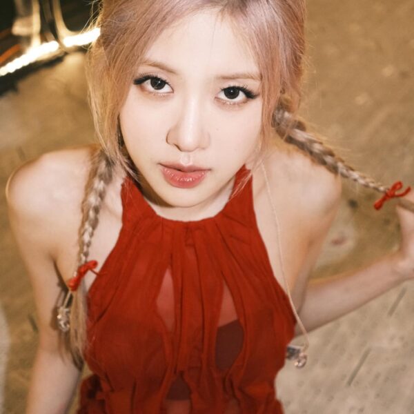 230826 Rosé IG Updates