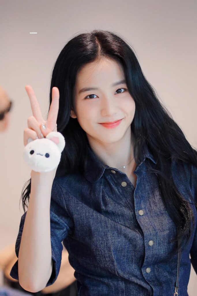 230810 Jisoo