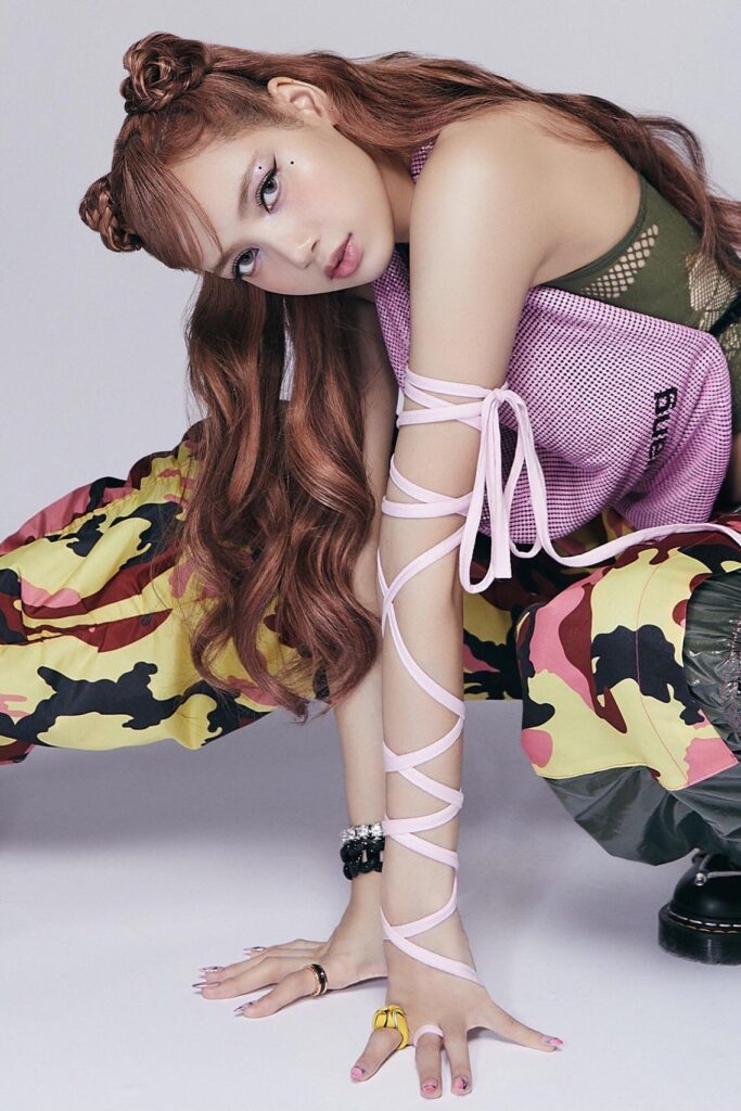 220819 Lisa