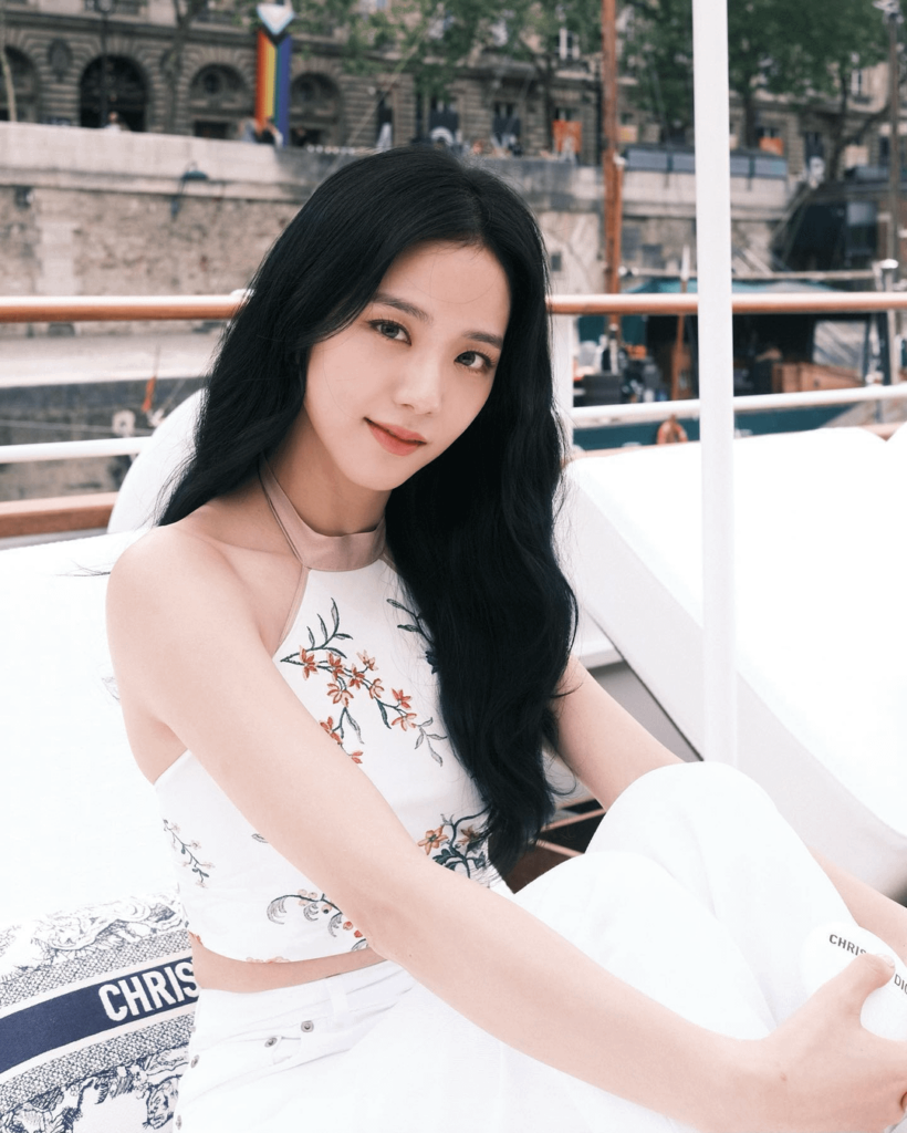230817 - Jisoo