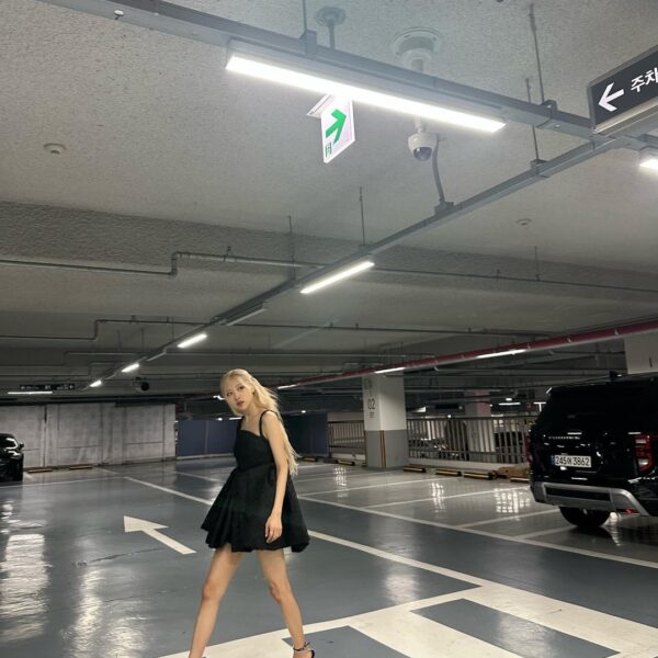 230924 Rosé IG Update