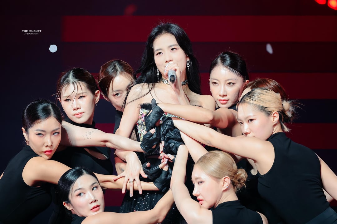 230924 JISOO @ BLACKPINK WORLD TOUR [BORN PINK] FINALE IN SEOUL D2 (THE MUGUET)