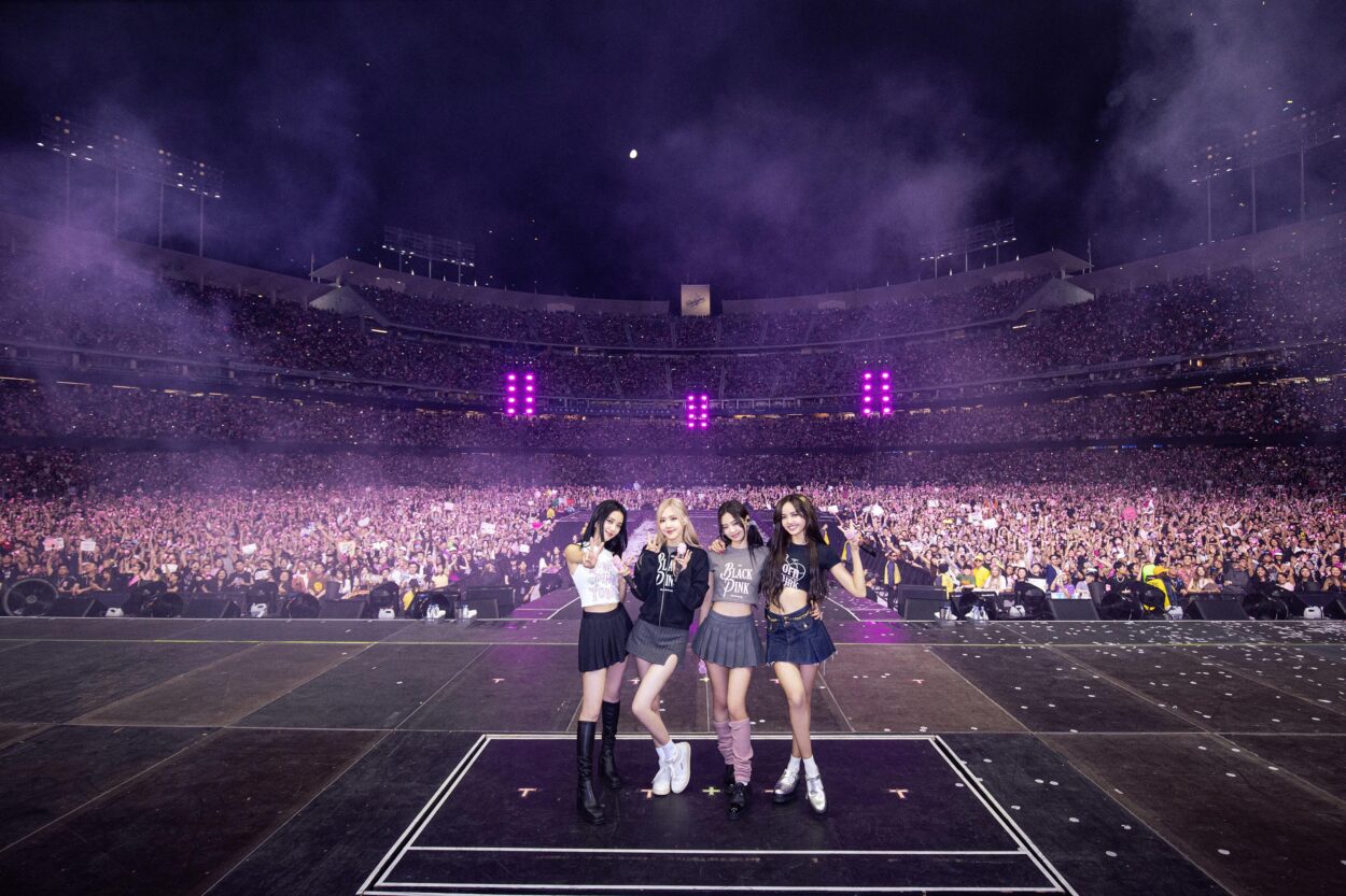 230901 BLACKPINK WORLD TOUR [BORN PINK] LOS ANGELES ENCORE GROUP PHOTO