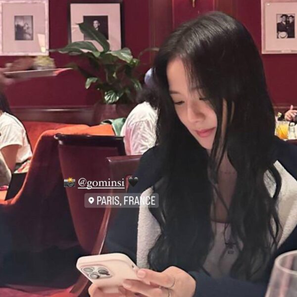 230929 Jisoo IG Story Update