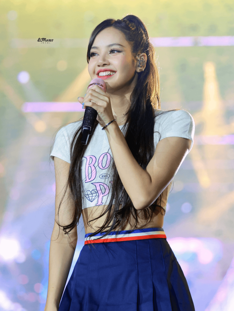 230818 - Lisa