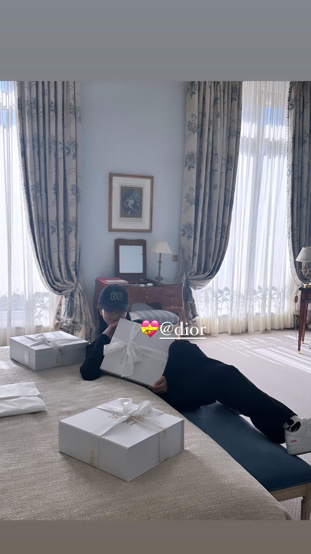 230925 Jisoo IG Story Update