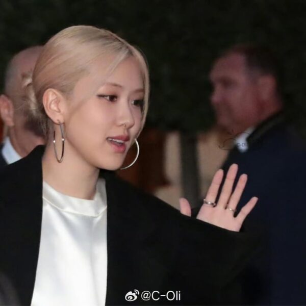 230927 Rosé @ SAINT LAURENT Party in Paris