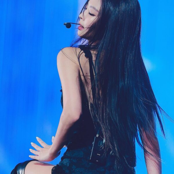 230917 JENNIE @ BLACKPINK WORLD TOUR [BORN PINK] FINALE IN SEOUL D1 (Paint It Black)