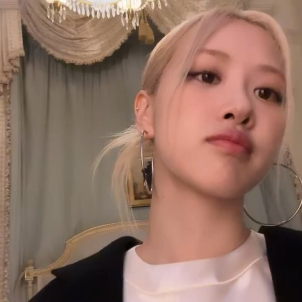 230927 Rosé IG Story Update