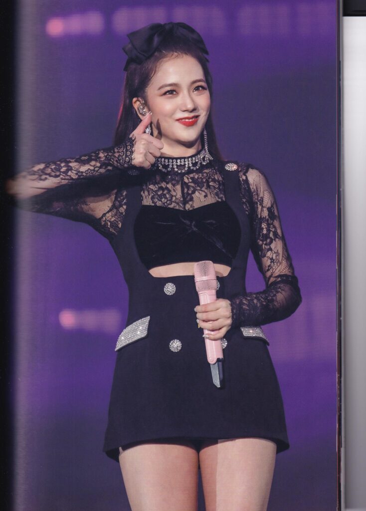 200104 / 200105 Jisoo