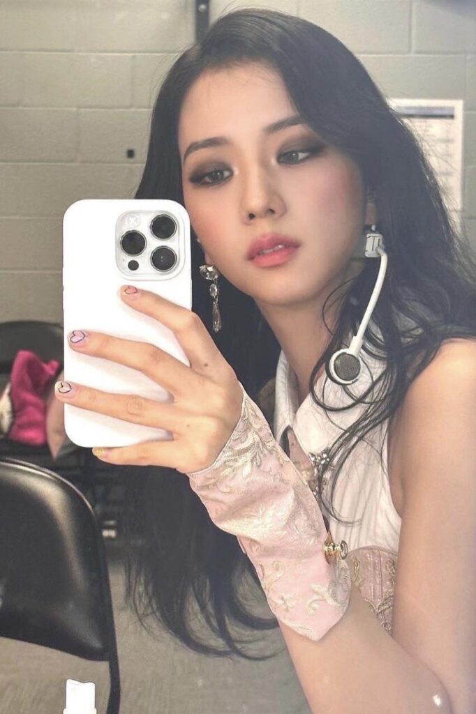 221113 Jisoo