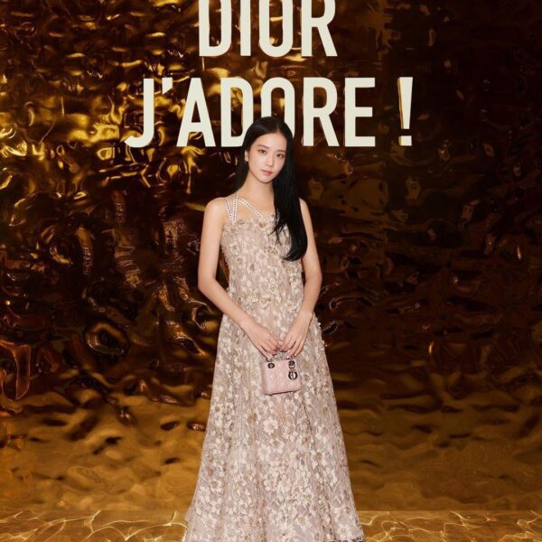230930 Jisoo for DIOR