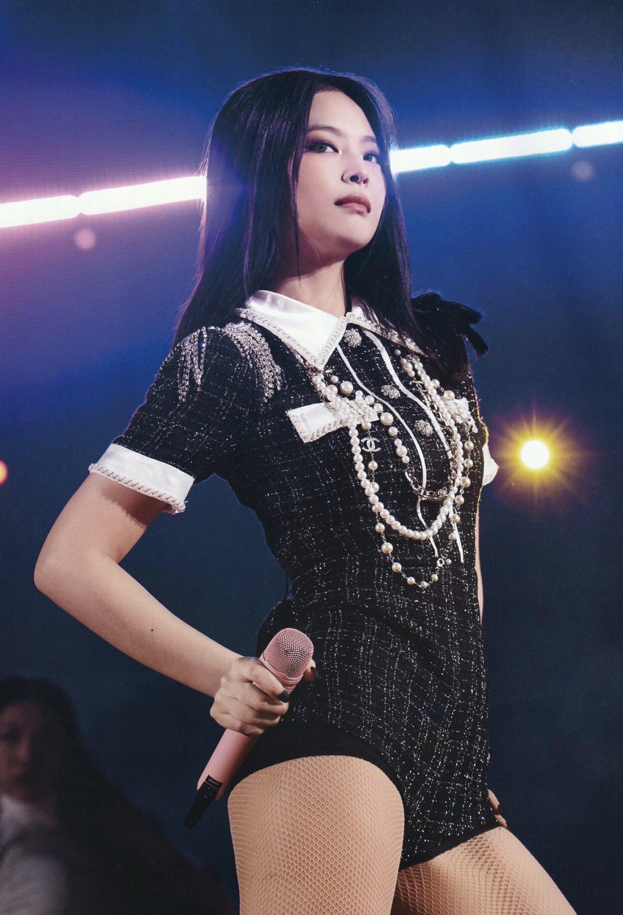 200104 / 200105 Jennie