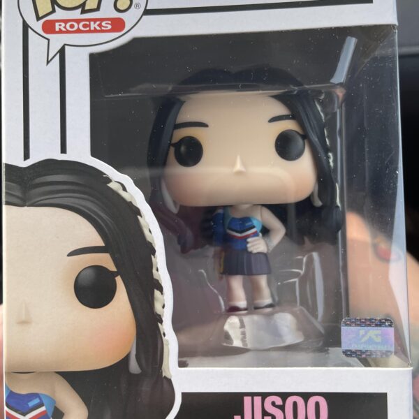 230929 Jisoo Funko pop found in the wild.