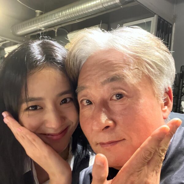 230922 alrun85 IG Update w/ Jisoo