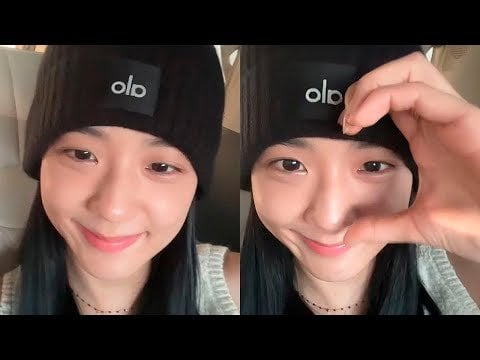 231009 Jisoo Weverse BLINK Membership LIVE | It is still hot in Korea [ENG SUB]