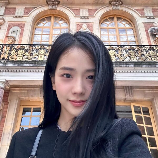 231001 Jisoo Weverse Membership Update