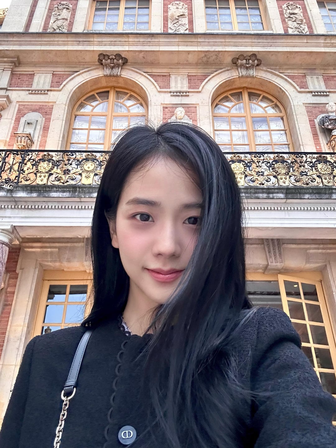 231001 Jisoo Weverse Membership Update