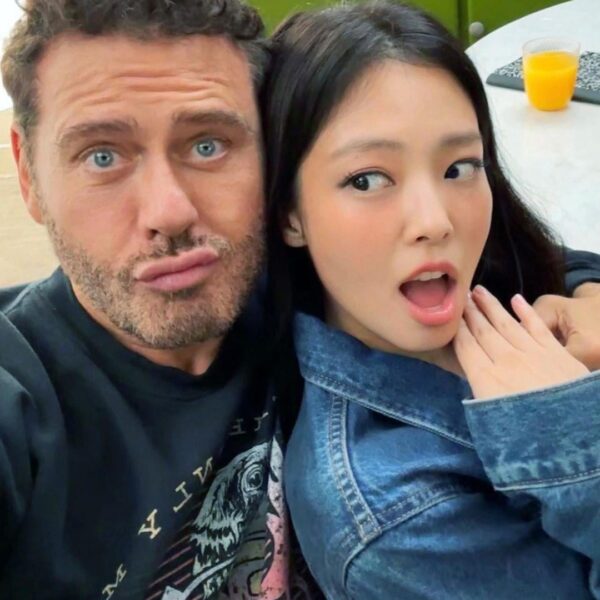 231005 mertalas IG Update w/ Jennie
