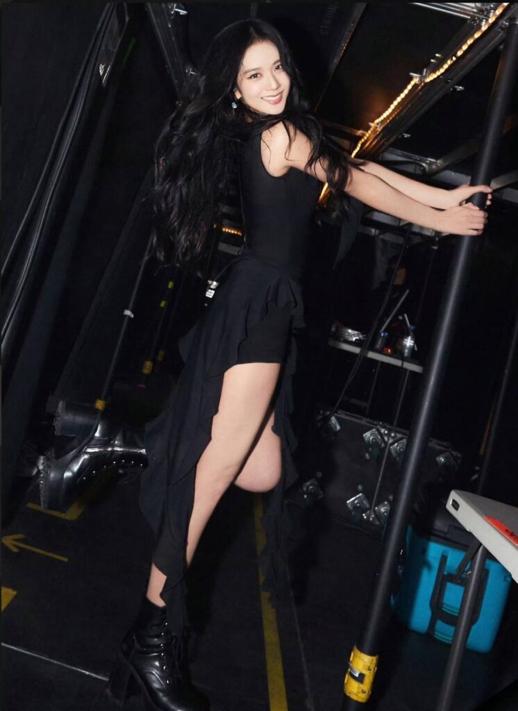 221115 Jisoo